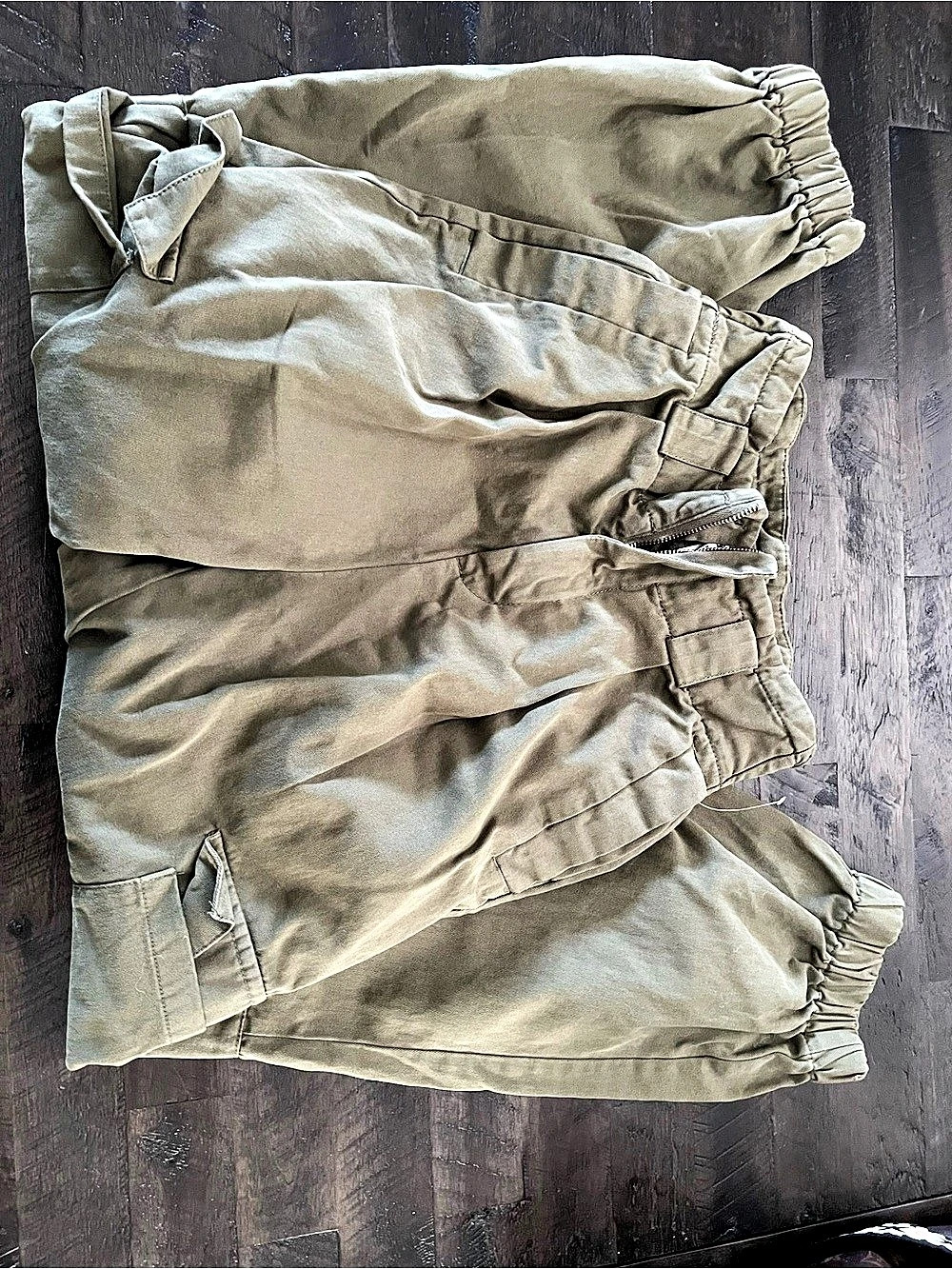 Cargo Pants in Green Size XS